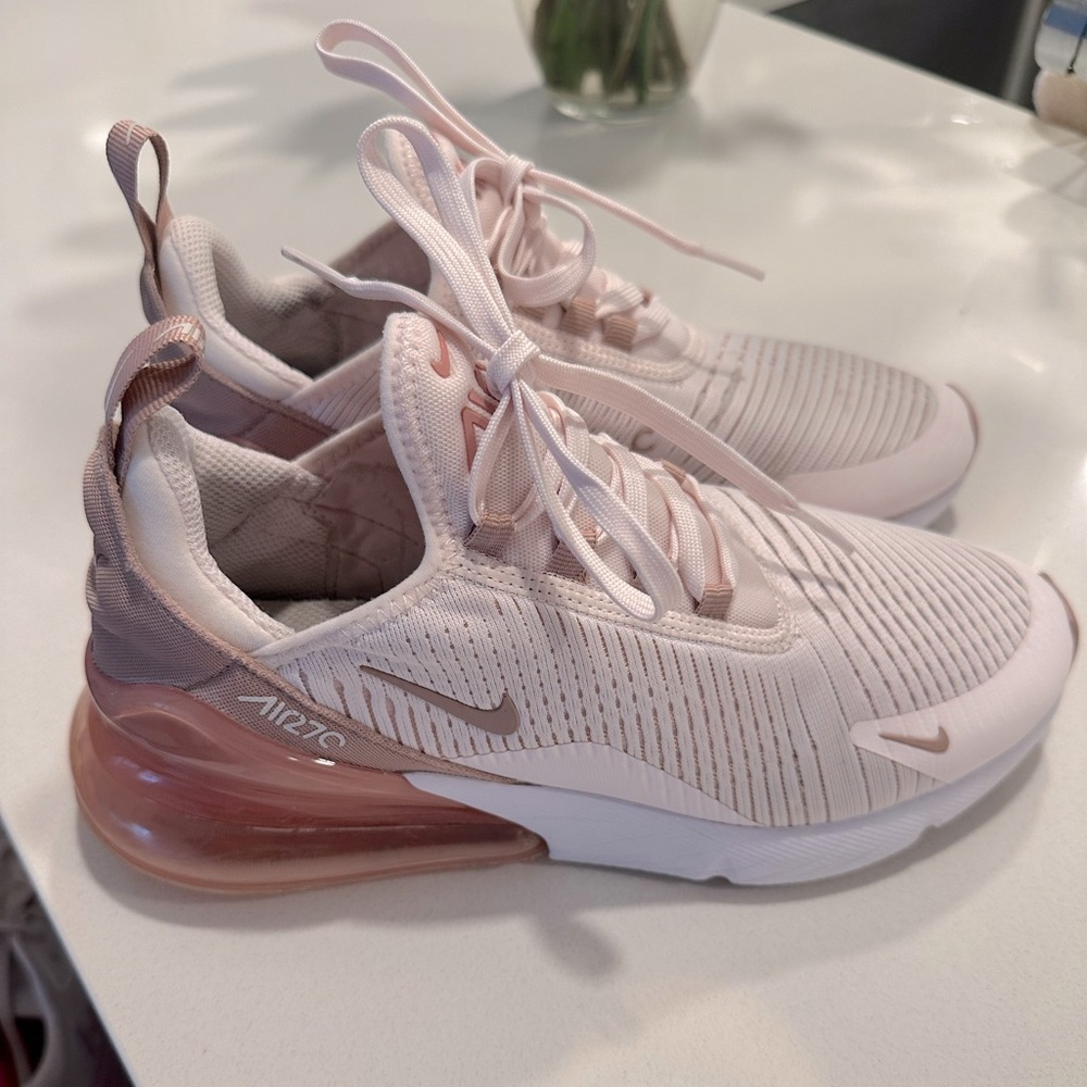 Nike 270 Women’s